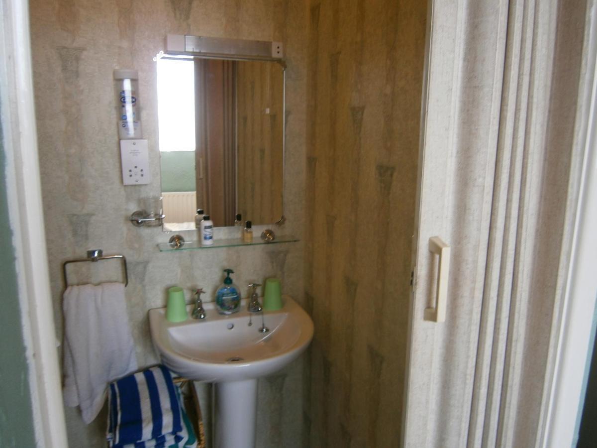 Guesthouse The Royale Hotel Μπλάκπουλ Εξωτερικό φωτογραφία