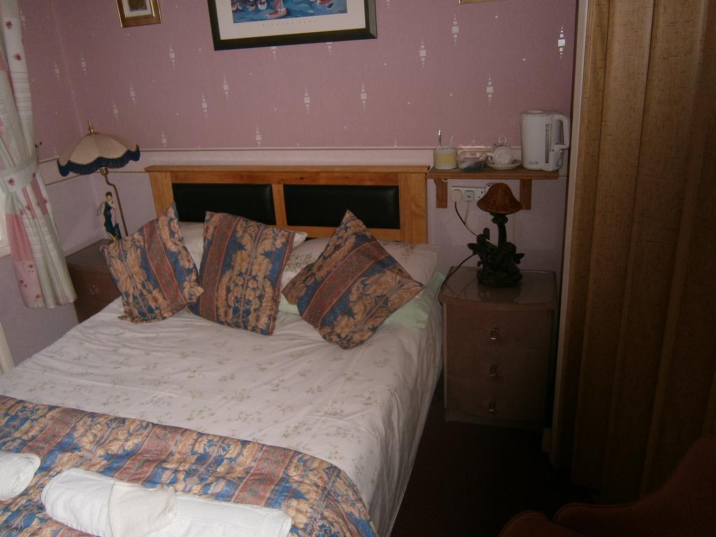 Guesthouse The Royale Hotel Μπλάκπουλ Εξωτερικό φωτογραφία